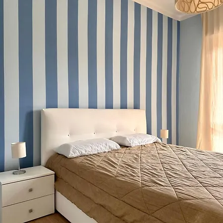 Apartment Incanto Blu A Pochi Passi Dalla Spiaggia